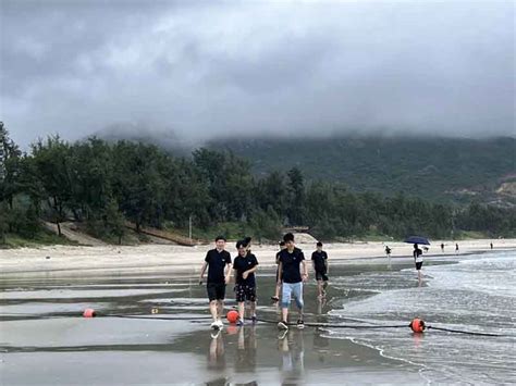 深圳到雙月灣多久？在這個快速變化的時代，交通方式的不斷進步為人們提供了更多的選擇。從深圳到雙月灣，不僅僅是距離上的變化，更是一場穿越山海的旅程。現代科技的發展讓這段旅程變得更加便捷與安全。下面將從不同角度探討深圳到雙月灣的時間問題。